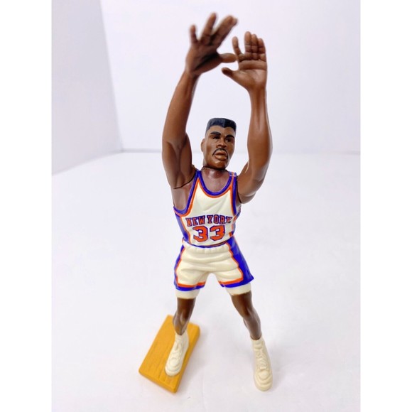 PATRICK EWING Starting Lineup 1997 (Tenth Year Edition) loose - Picture 4 of 5